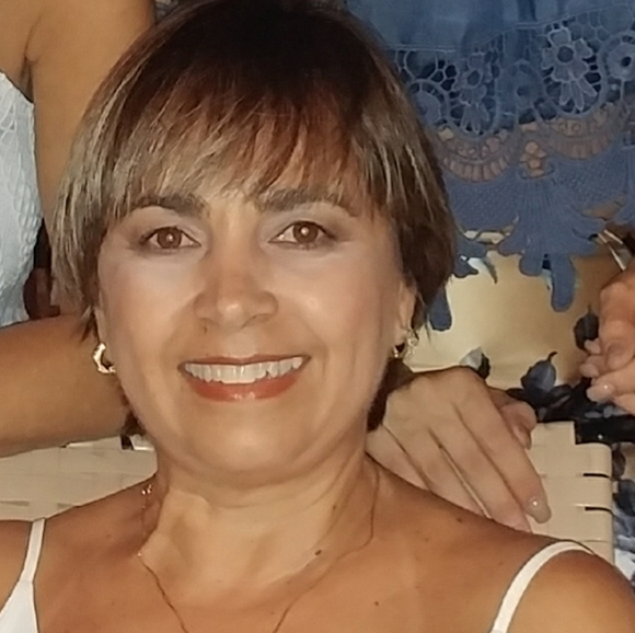 Meet your Posher, Carmelisa - Picture 1 of 1